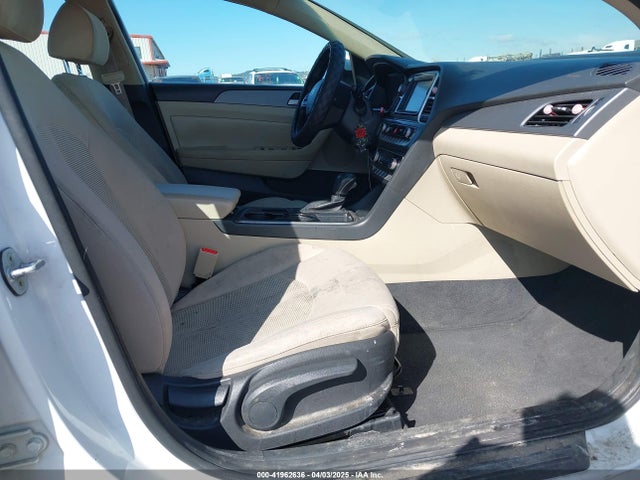 5NPE34AF2JH647186 Hyundai SONATA SEL
