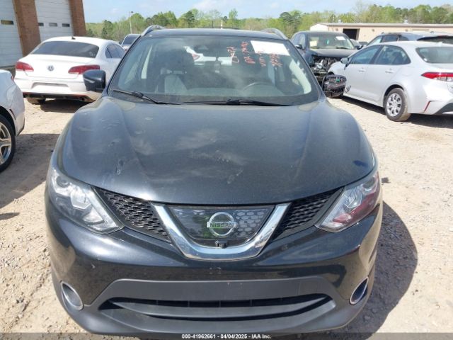 JN1BJ1CRXJW203095 Nissan Rogue Sport Sl