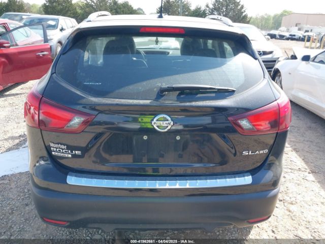 JN1BJ1CRXJW203095 Nissan Rogue Sport Sl