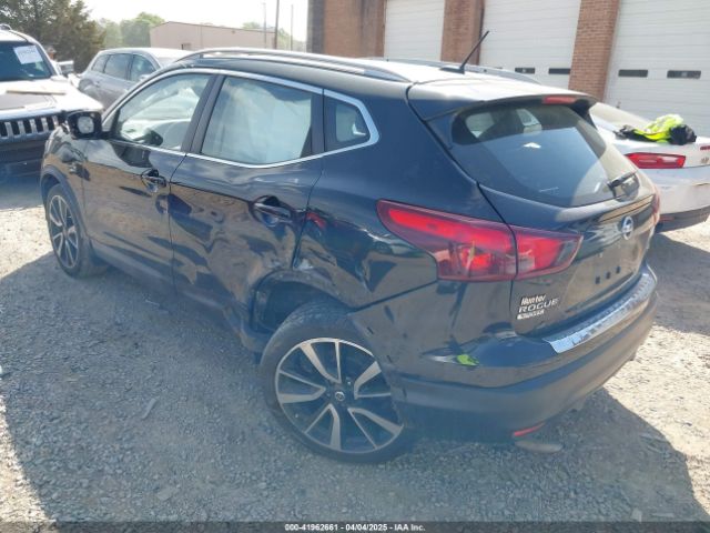 JN1BJ1CRXJW203095 Nissan Rogue Sport Sl
