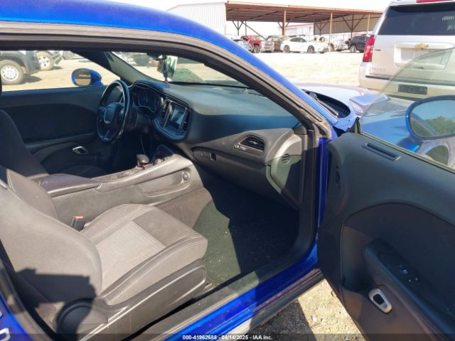 2019 DODGE CHALLENGER 2C3CDZAG1KH668765 Photo 4