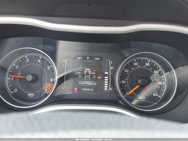 1C4PJLAB6FW602355 Jeep Cherokee Sport