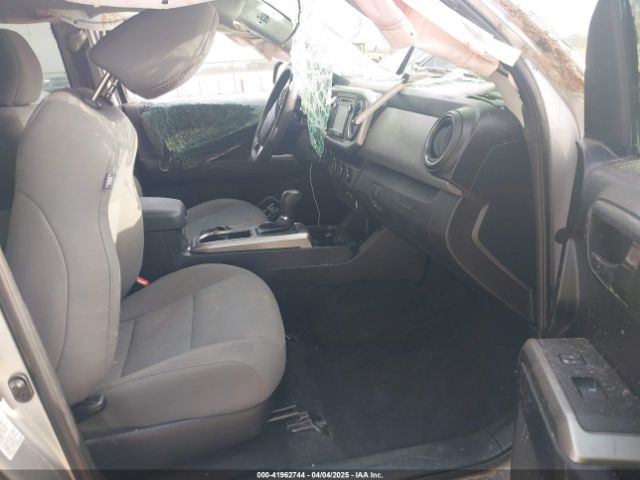 5TFAZ5CN8HX041218 Toyota Tacoma Sr5 V6