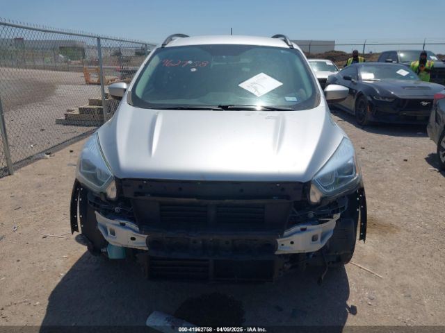 1FMCU0HD3JUB24097 Ford ESCAPE SEL