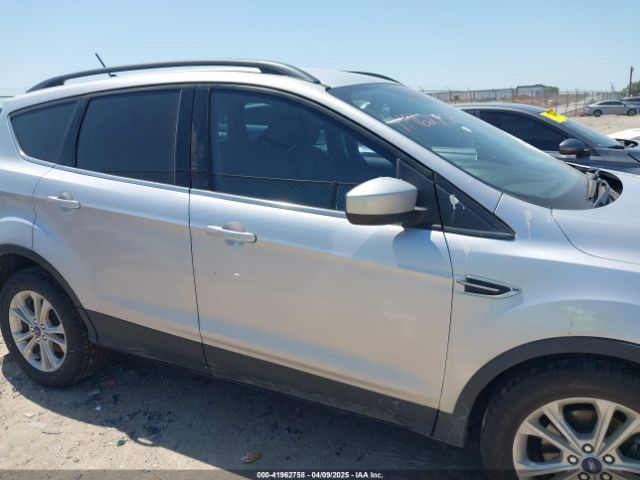 1FMCU0HD3JUB24097 Ford ESCAPE SEL