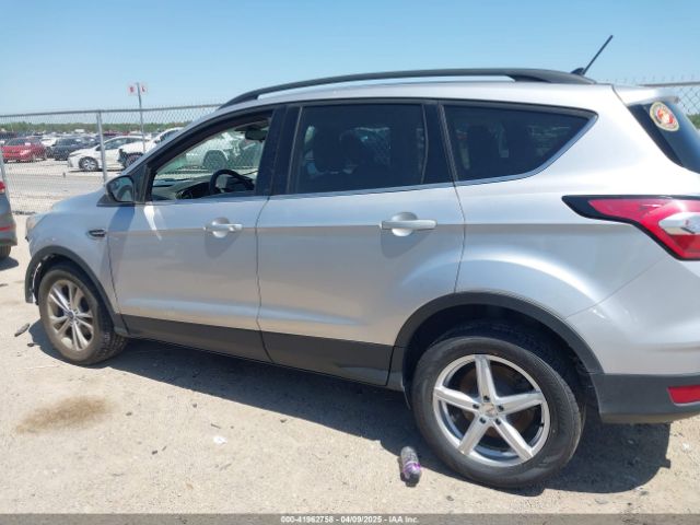 1FMCU0HD3JUB24097 Ford ESCAPE SEL
