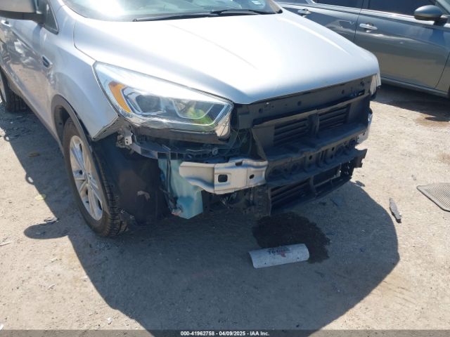 1FMCU0HD3JUB24097 Ford ESCAPE SEL