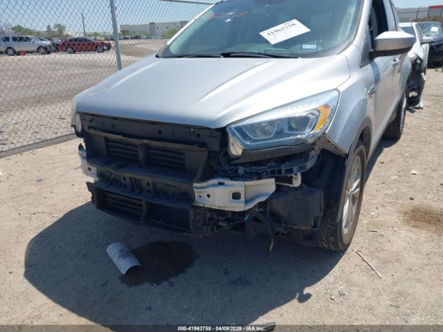 1FMCU0HD3JUB24097 Ford ESCAPE SEL