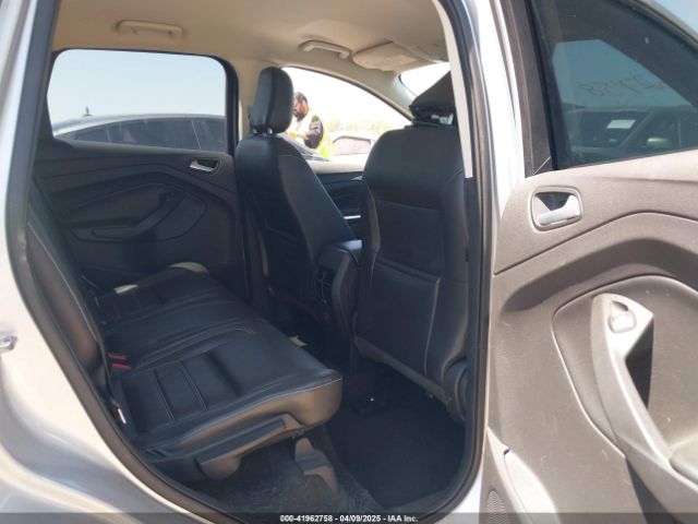 1FMCU0HD3JUB24097 Ford ESCAPE SEL
