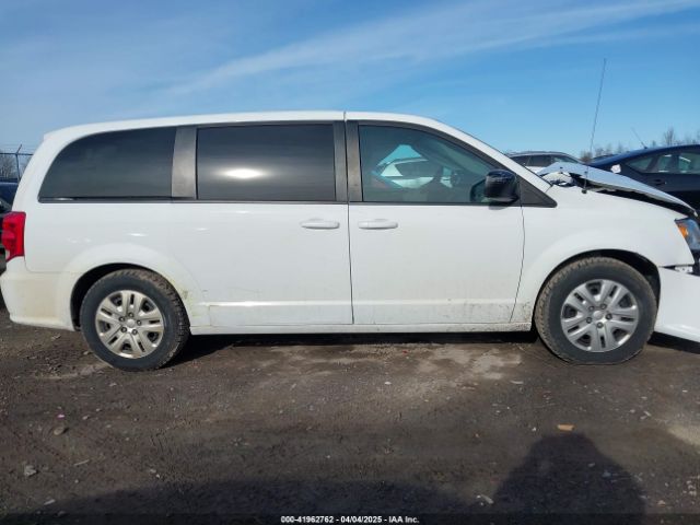 2C4RDGBG0JR138241 Dodge Grand Caravan Se