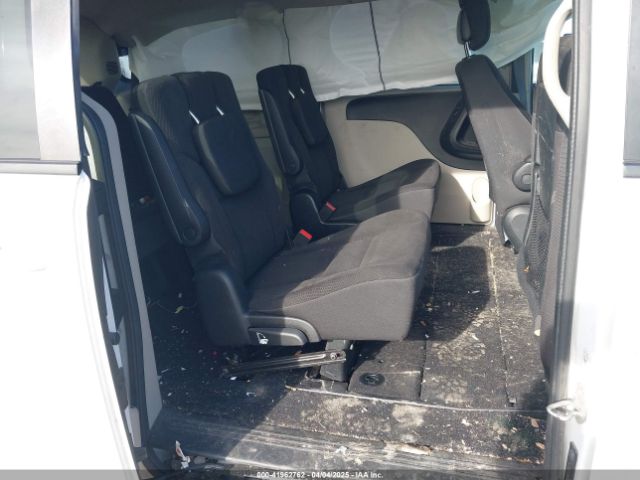 2C4RDGBG0JR138241 Dodge Grand Caravan Se