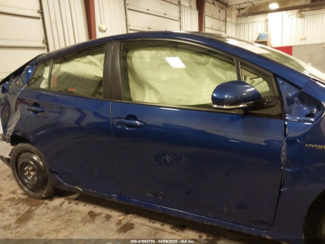 JTDKARFU4J3554372 Toyota Prius Two Eco