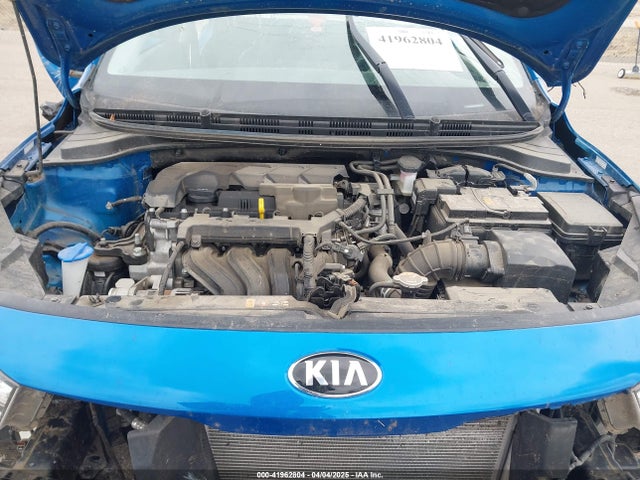 3KPA25AD6ME402342 KIA Rio 5-door S
