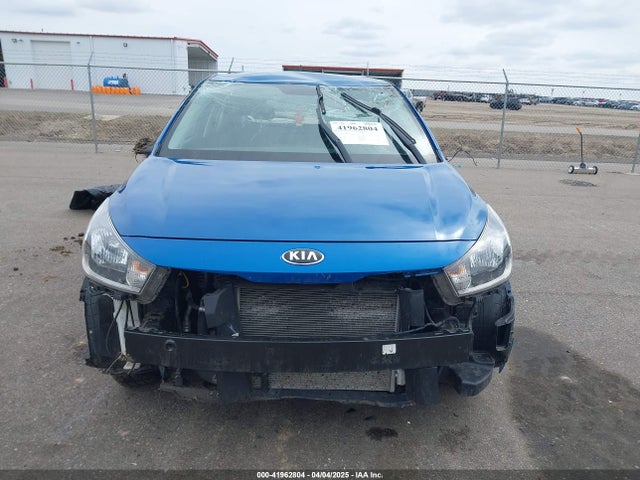 3KPA25AD6ME402342 KIA Rio 5-door S