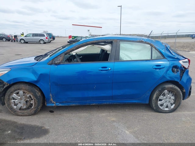 3KPA25AD6ME402342 KIA Rio 5-door S