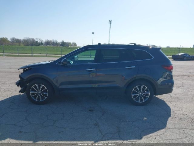 KM8SMDHF1HU170154 Hyundai Santa Fe Se