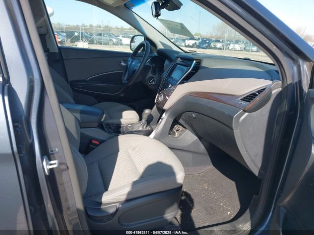 KM8SMDHF1HU170154 Hyundai Santa Fe Se
