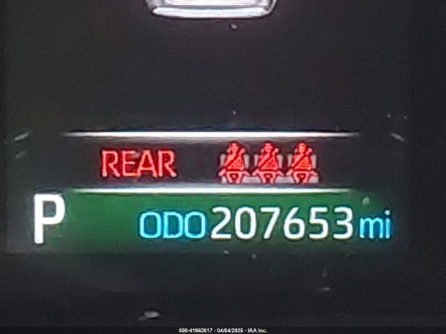 JTMH1RFV5KD040559 Toyota RAV4 LE