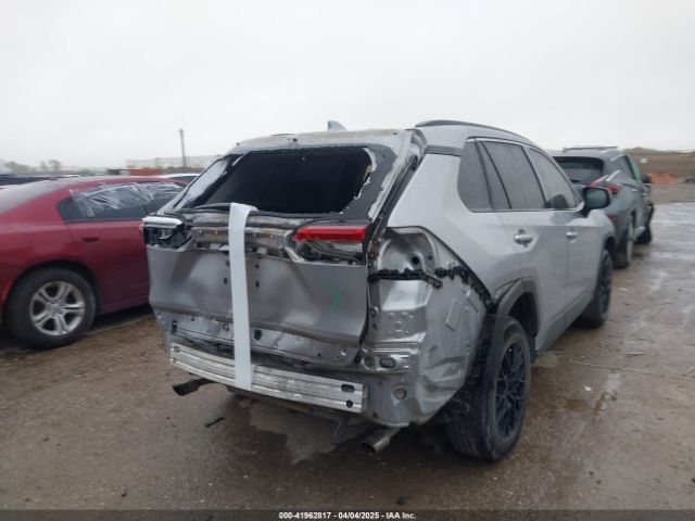 JTMH1RFV5KD040559 Toyota RAV4 LE