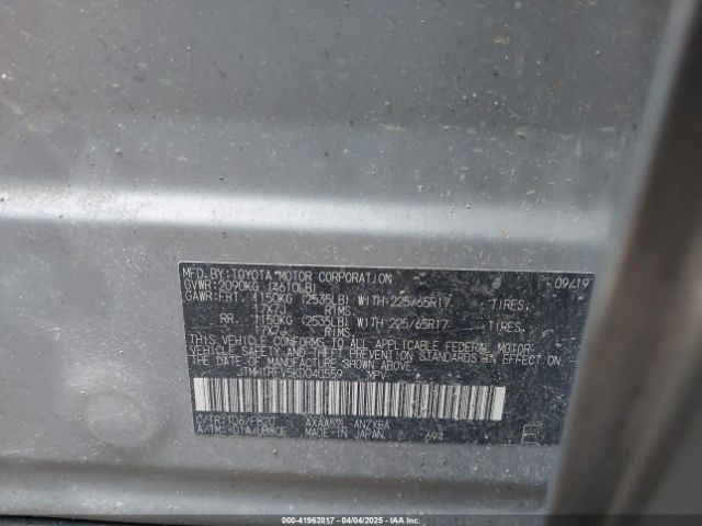 JTMH1RFV5KD040559 Toyota RAV4 LE