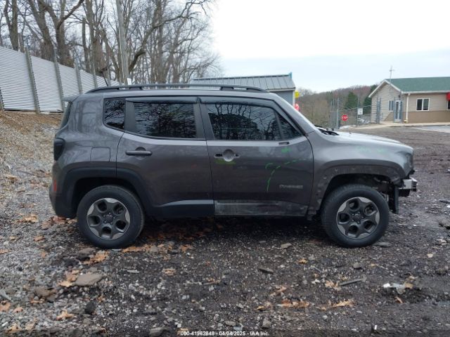 ZACCJBABXJPH11870 Jeep Renegade Sport 4x4