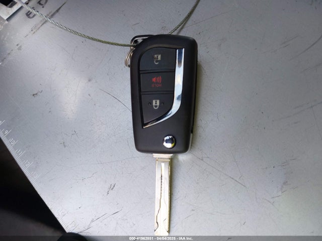 2T3H1RFV5RW323069 Toyota RAV4 LE