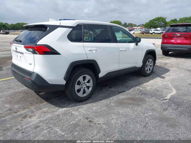 2T3H1RFV5RW323069 Toyota RAV4 LE