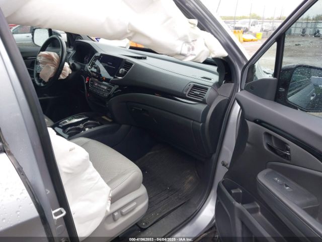 5FNYF8H00NB028412 Honda Passport Awd Elite