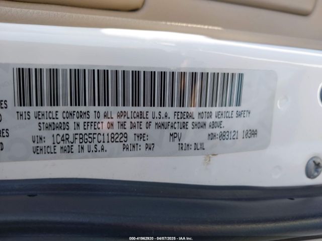 1C4RJFBG5FC118229 Jeep Grand Cherokee