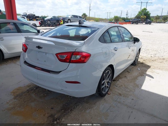 1G1BC5SM4J7128661 Chevrolet Cruze Ls Auto