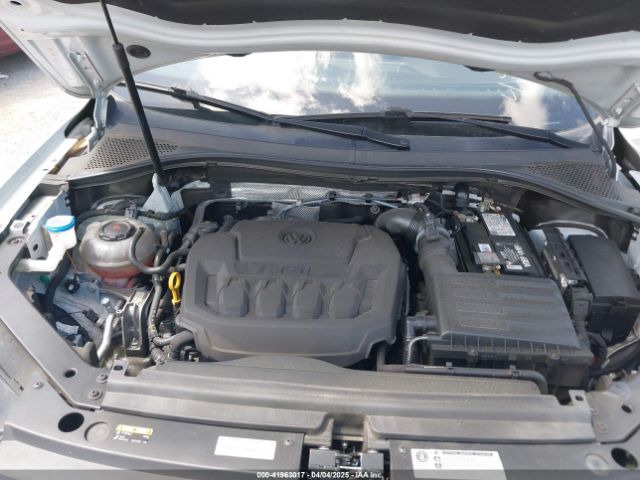 3VV3B7AX5JM053045 Volkswagen Tiguan 2.0t Se/2.0t Sel