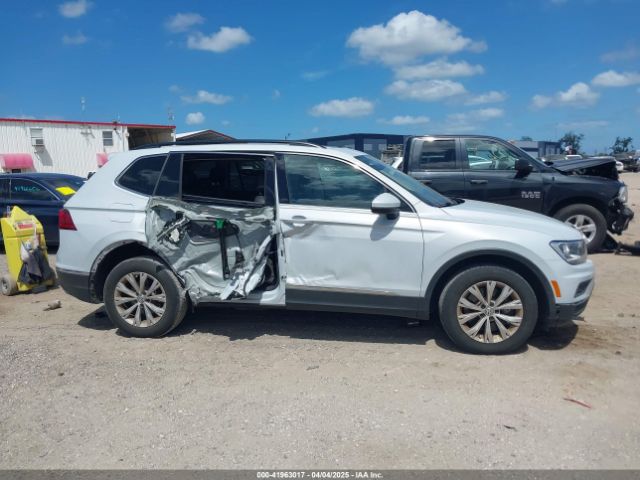 3VV3B7AX5JM053045 Volkswagen Tiguan 2.0t Se/2.0t Sel