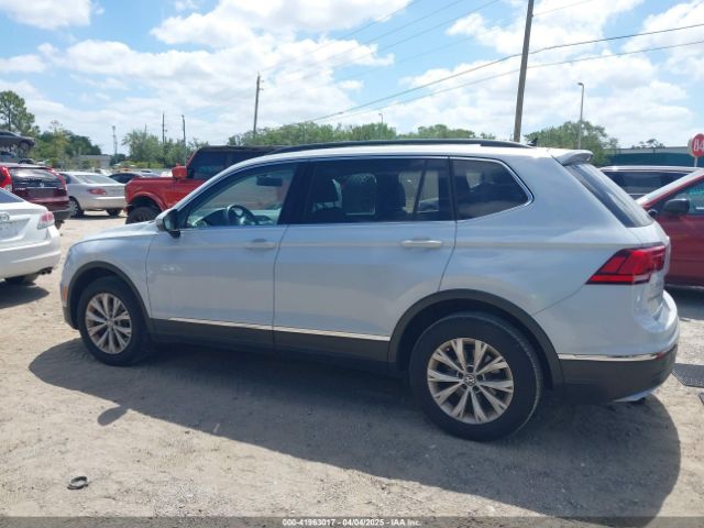 3VV3B7AX5JM053045 Volkswagen Tiguan 2.0t Se/2.0t Sel
