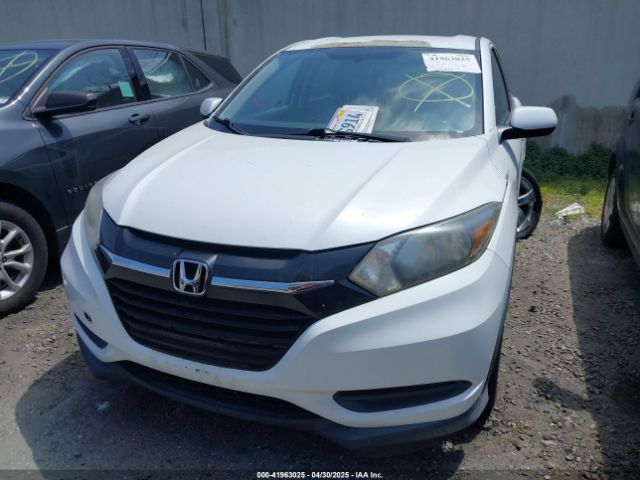 3CZRU5H30GM715112 Honda HR-V LX