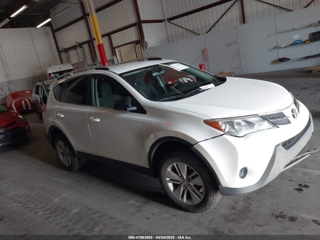 Toyota RAV4 LE 2014 JTMBFREV8EJ005559 Image 13