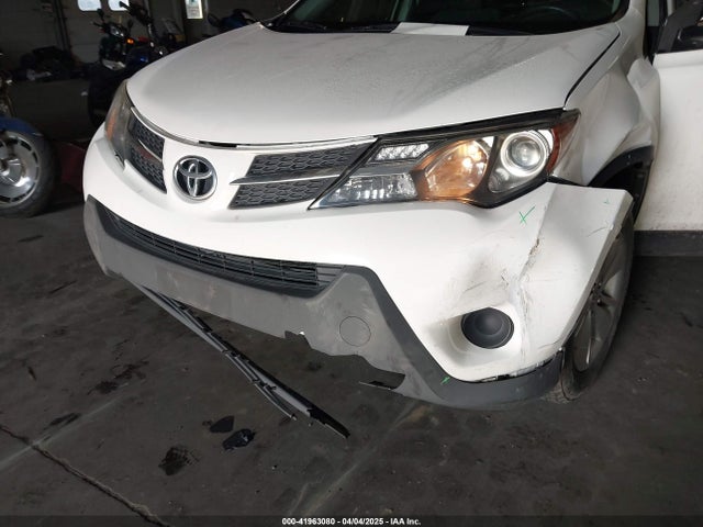 Toyota RAV4 LE 2014 JTMBFREV8EJ005559 Image 18