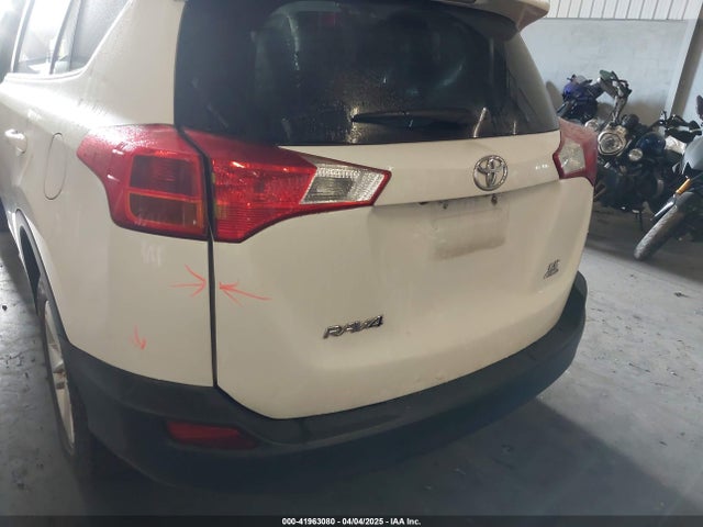 Toyota RAV4 LE 2014 JTMBFREV8EJ005559 Image 21