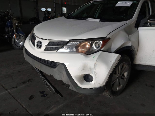 Toyota RAV4 LE 2014 JTMBFREV8EJ005559 Image 6