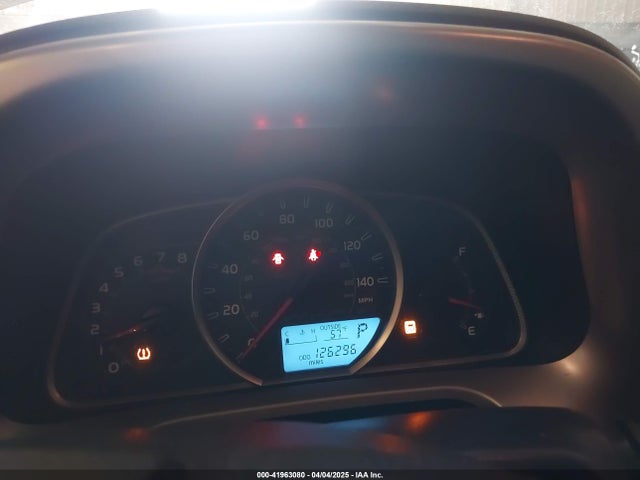 Toyota RAV4 LE 2014 JTMBFREV8EJ005559 Image 7