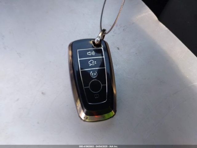 3FA6P0LU2JR281231 Ford Fusion Hybrid Se