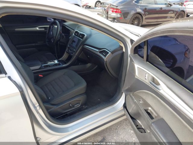 3FA6P0LU2JR281231 Ford Fusion Hybrid Se
