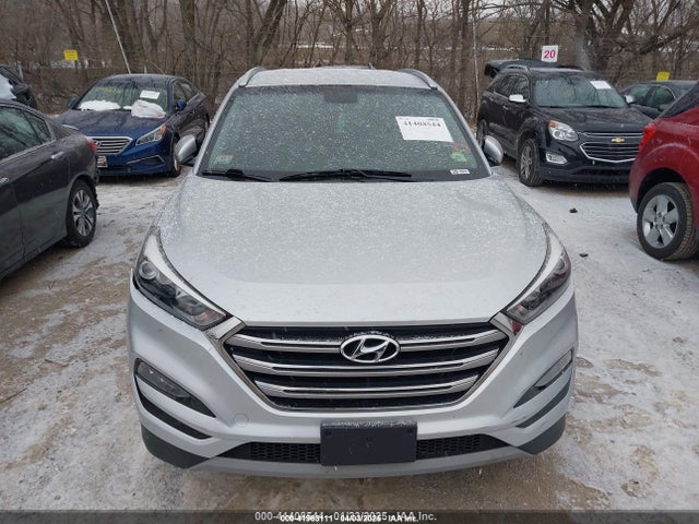 KM8J3CA21JU682213 Hyundai Tucson Limited