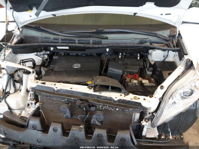 5TDYK3DC5ES508021 Toyota Sienna Xle V6 8 Passenger