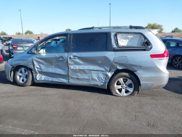 5TDKK3DC7ES435109 Toyota Sienna Le V6 8 Passenger