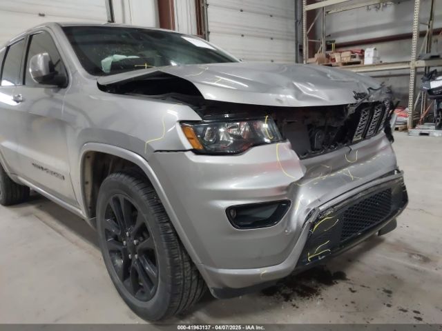 1C4RJFAG6JC102969 Jeep Grand Cherokee Altitude 4x4
