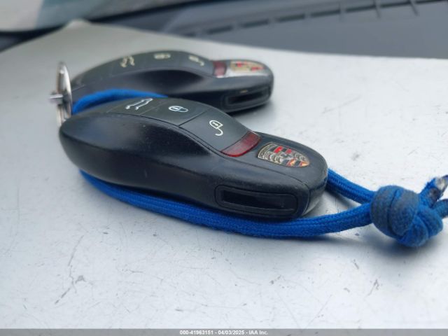 2011 PORSCHE CAYENNE WP1AA2A20BLA08922 Photo 10