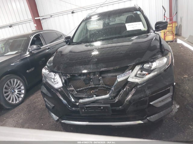 JN8AT2MT9HW406061 Nissan ROGUE SV