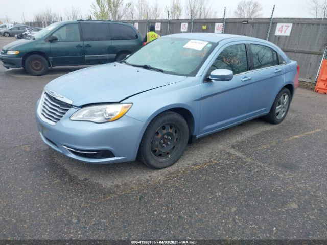 1C3CCBAB1EN205387 Chrysler 200 LX