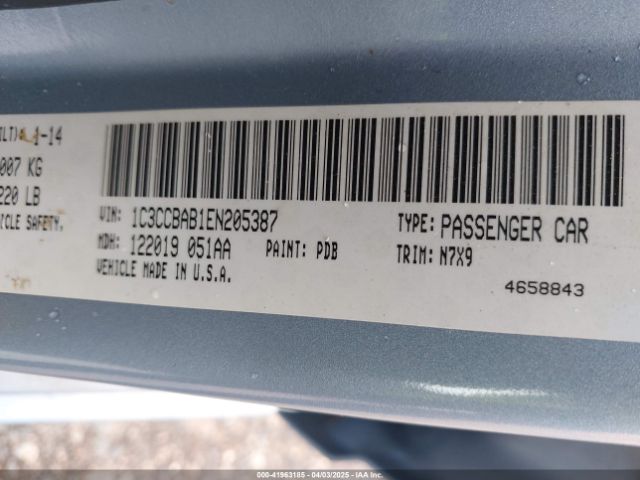 1C3CCBAB1EN205387 Chrysler 200 LX