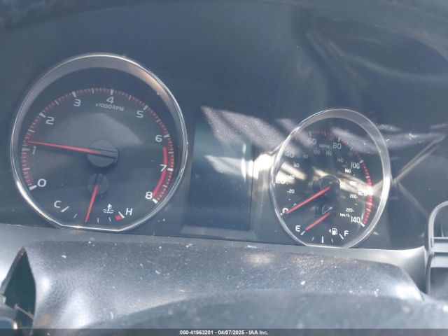 2T3NFREV8GW300971 Toyota RAV4 SE
